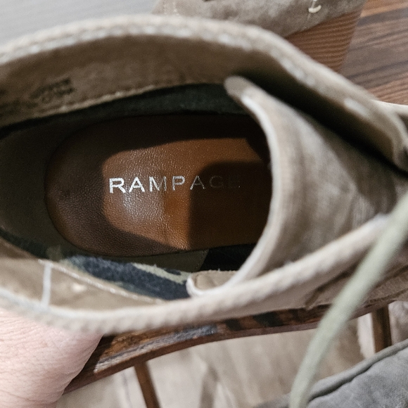 Rampage Krispy Wedge. (C) - Picture 5 of 6